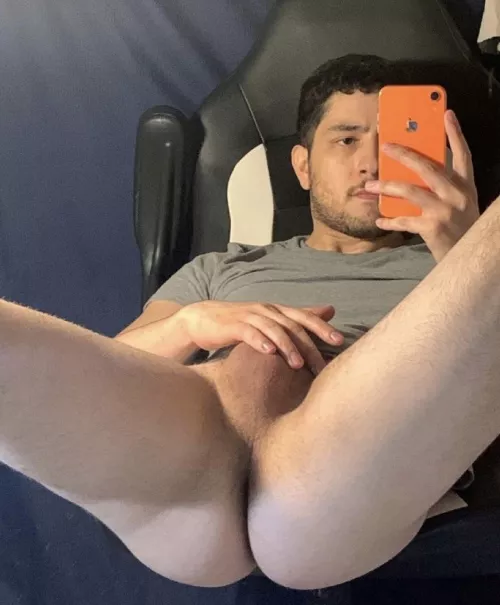 Ready for whatever 🍑