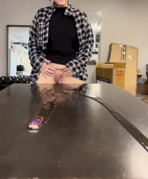 She still rides like a beauty even in a golden torrential downpour 🏎️ 💦