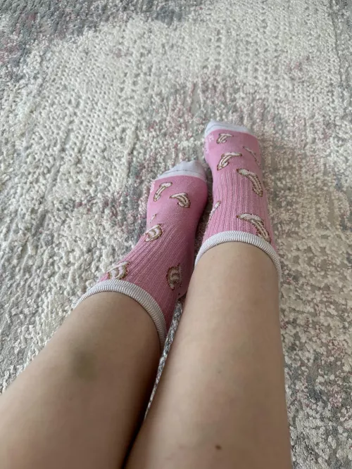 smell my little pink socks