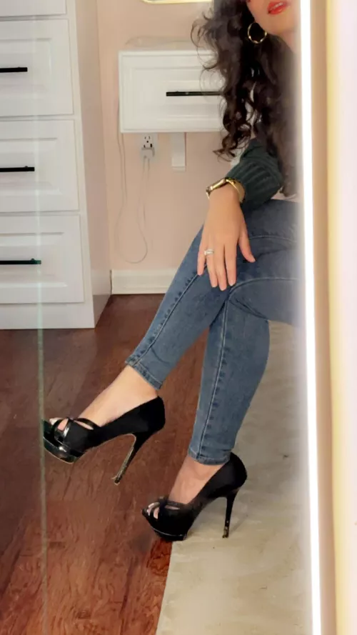 Stilettos never disappoint 