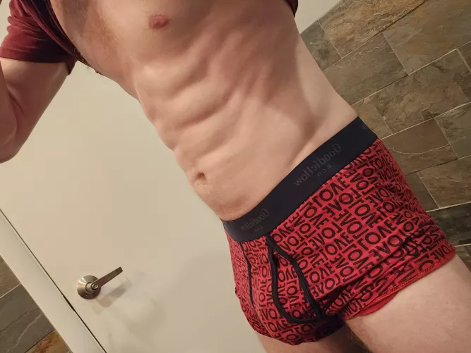 [33] post workout bulge... 