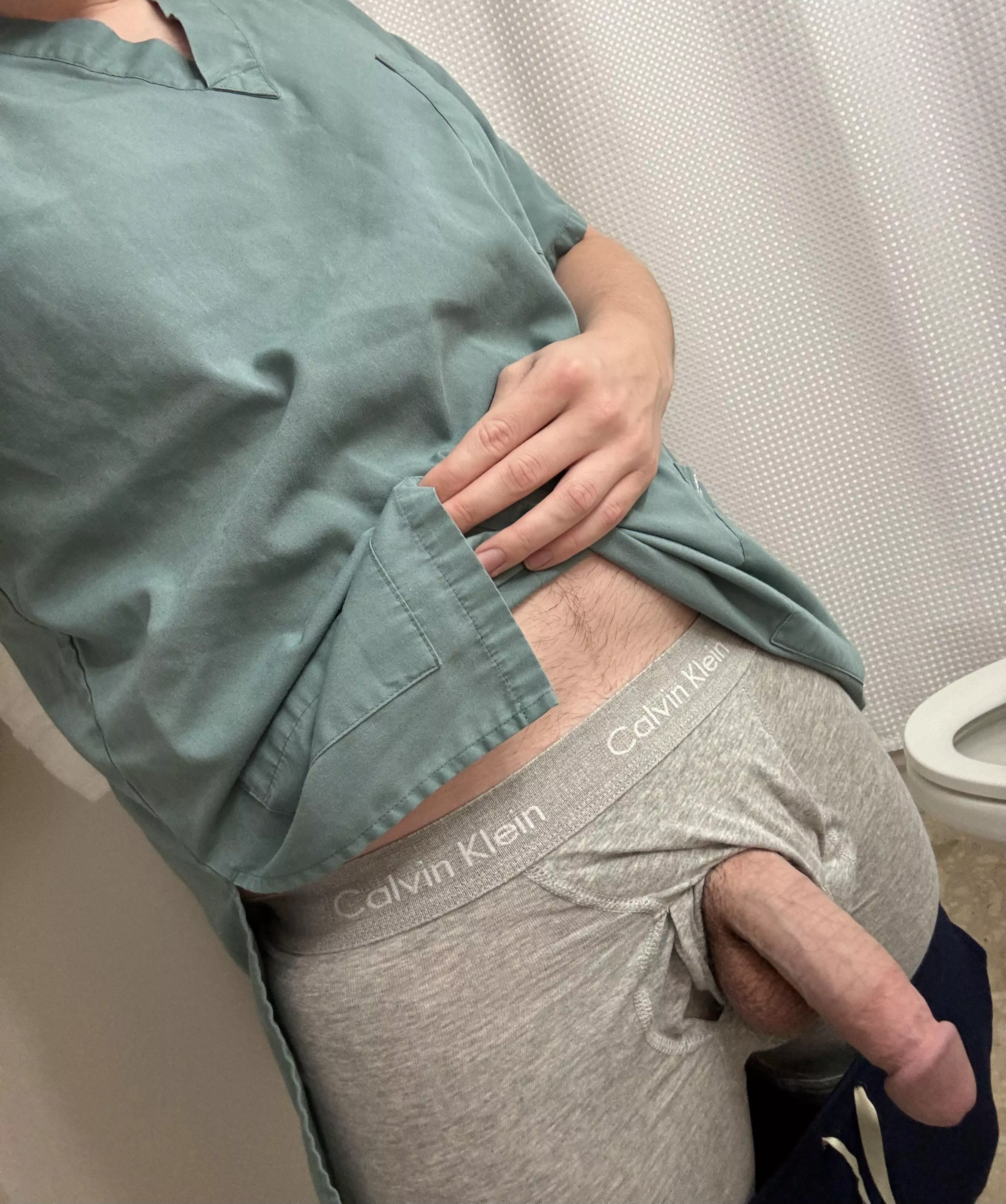 Find me at the hospital (27)