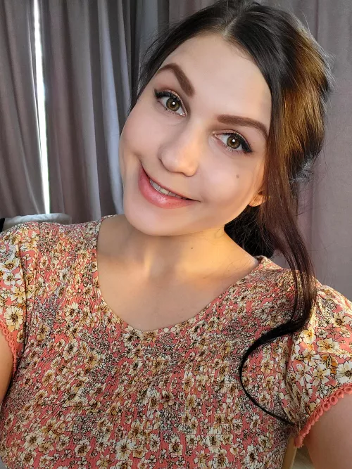 Heyy let's have some fun together on @chaturbate 😙[Tiny_hat] 