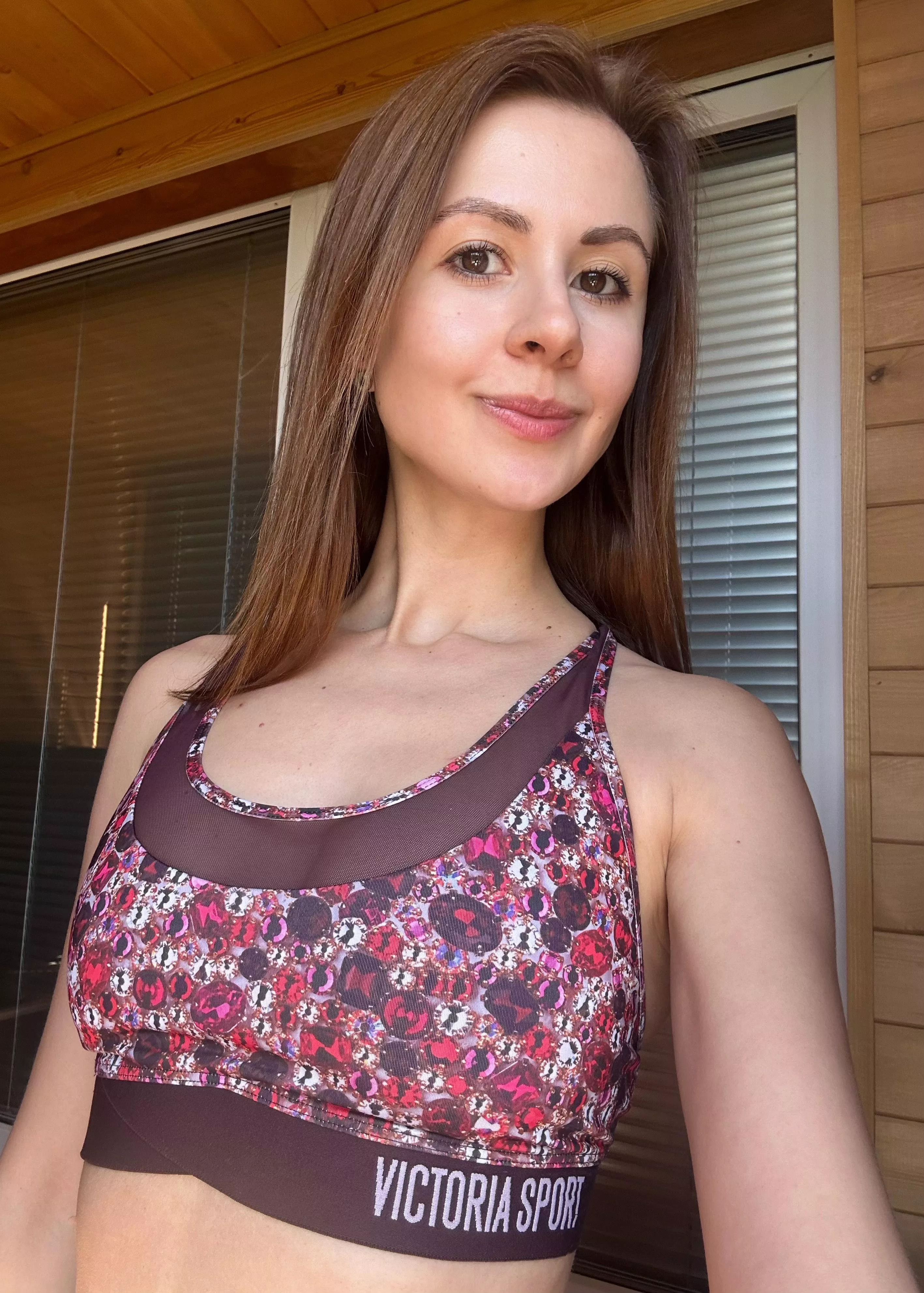 How do you like my gym outfit?