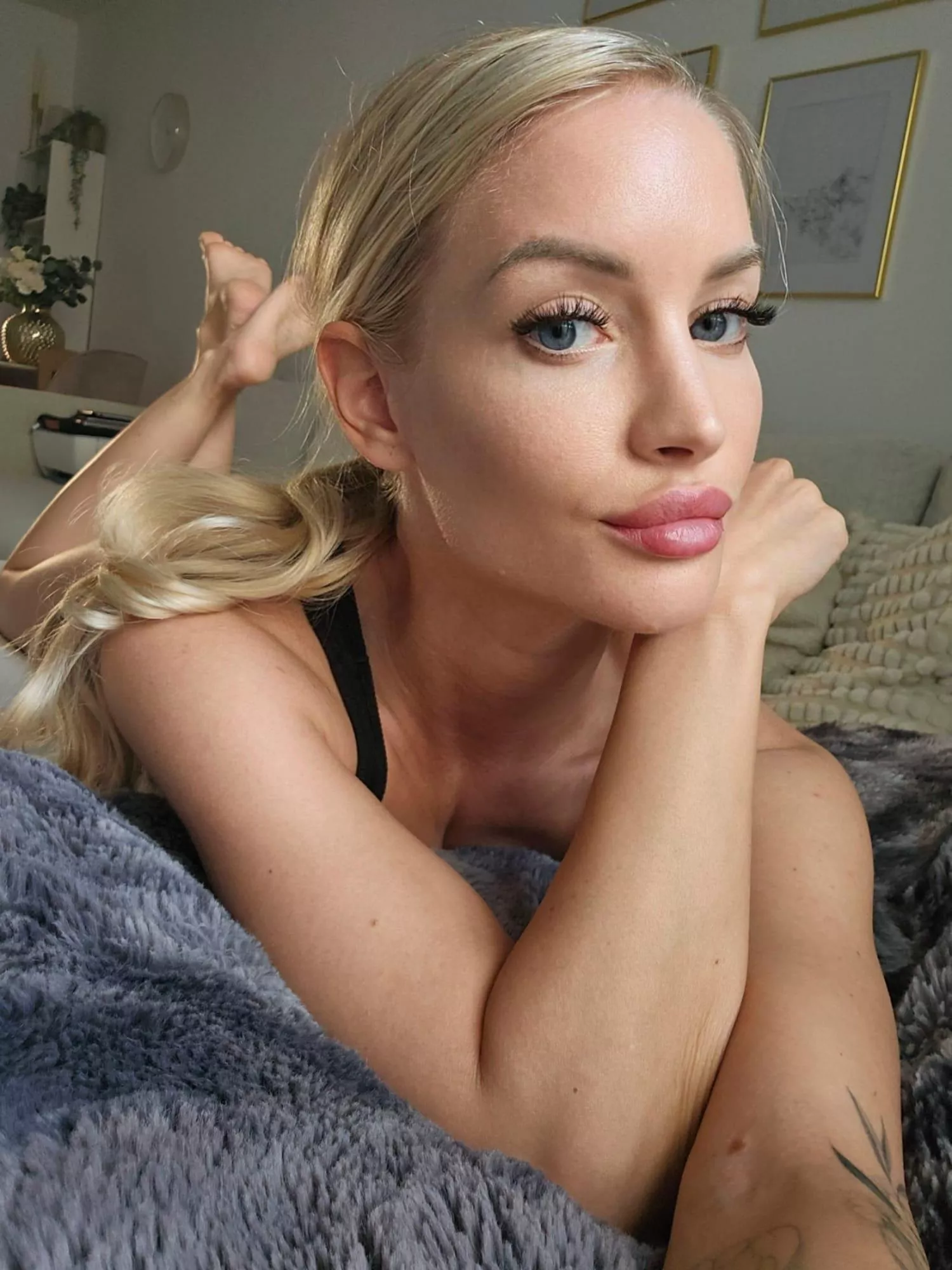 I m just waiting for you 