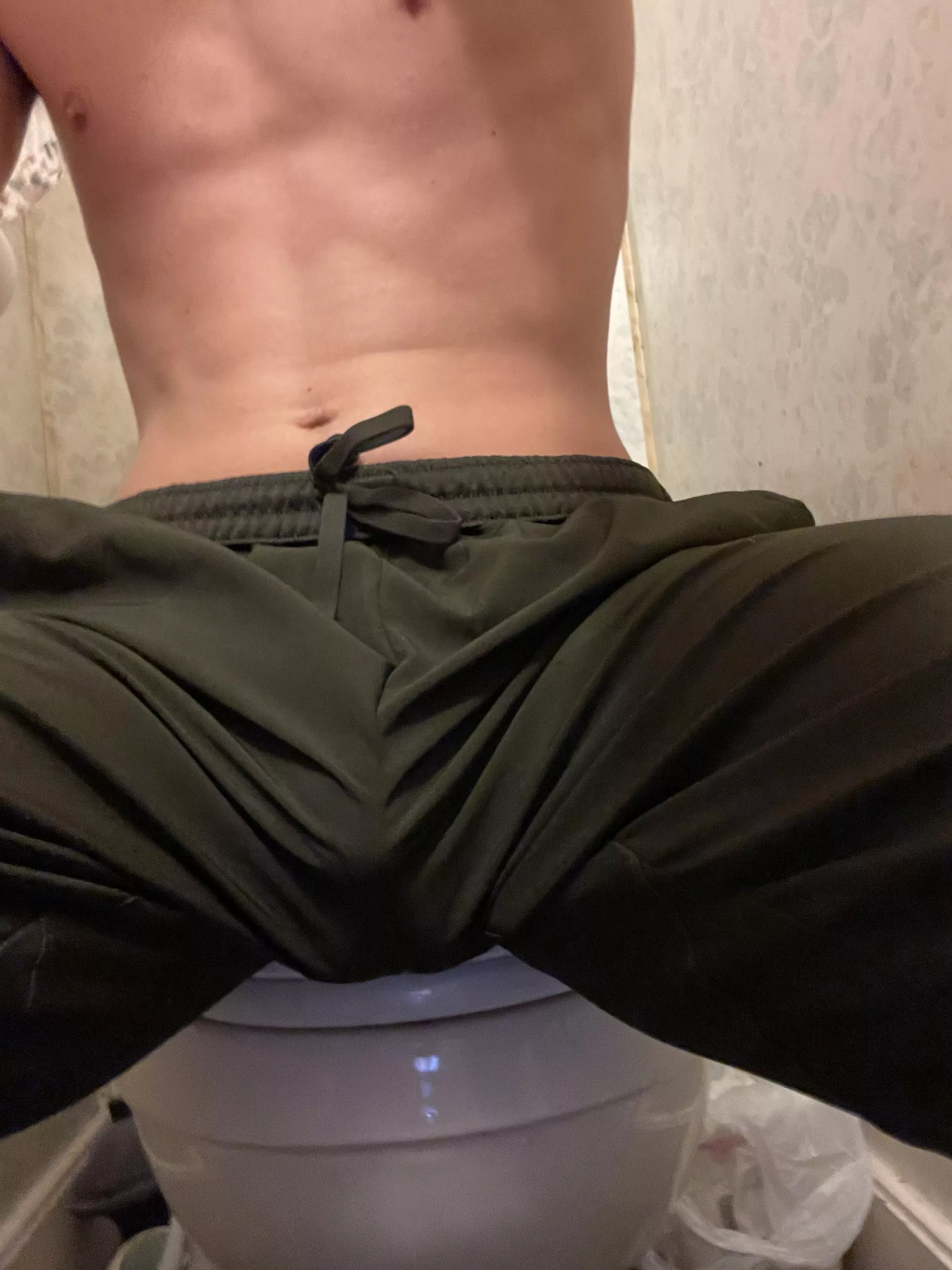 I wonder what people think of my bulge out in public (22)