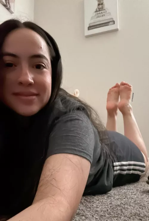 Like my little feet? 