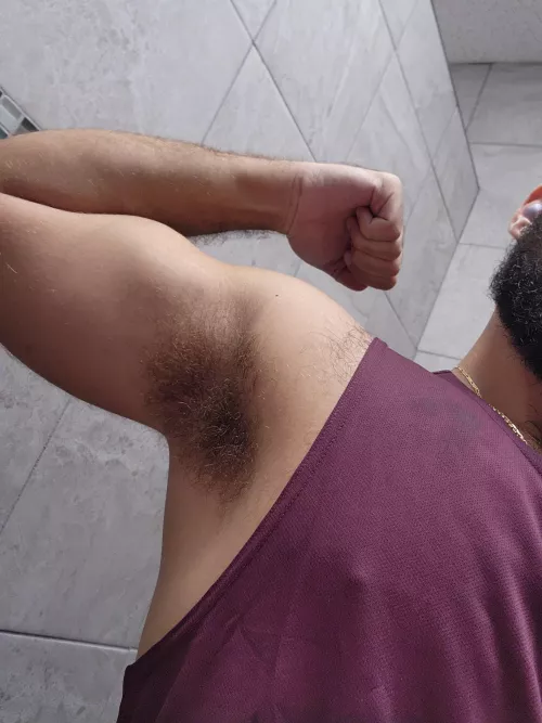 Love when I catch guys looking at my pits