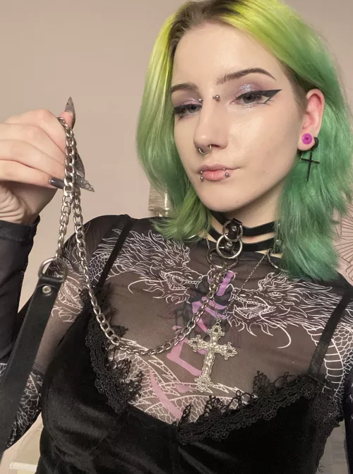 Stroke me. Make me purr 🤤