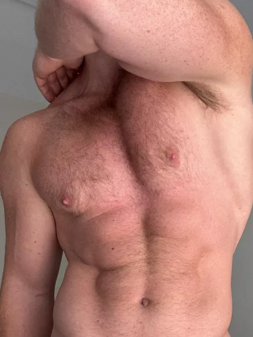 Sweaty pits are there to be worshipped, are you diving in?