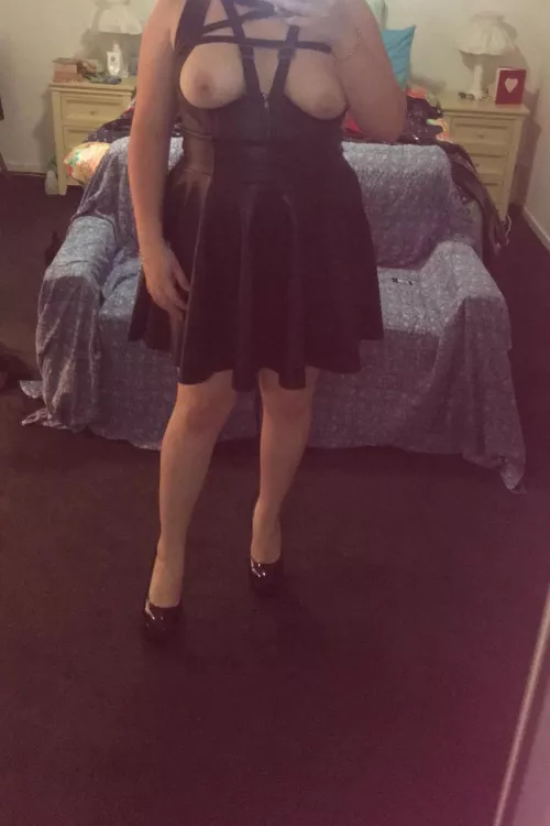 Tits out tuesday 🔥