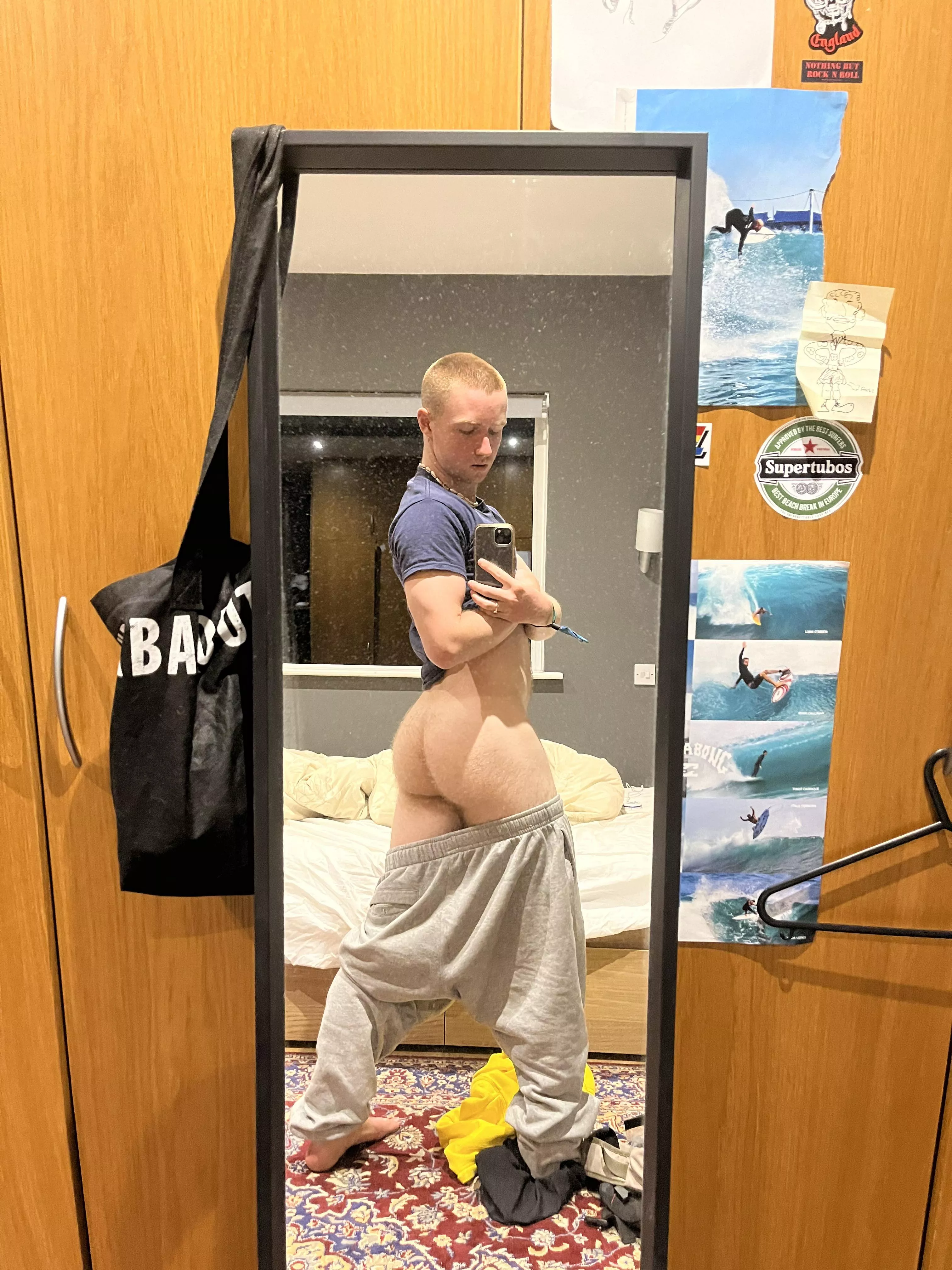 First post on here, who likes my fat ginger ass??