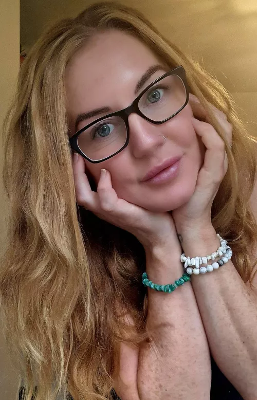 Freckles, red hair and glasses [IRTR]