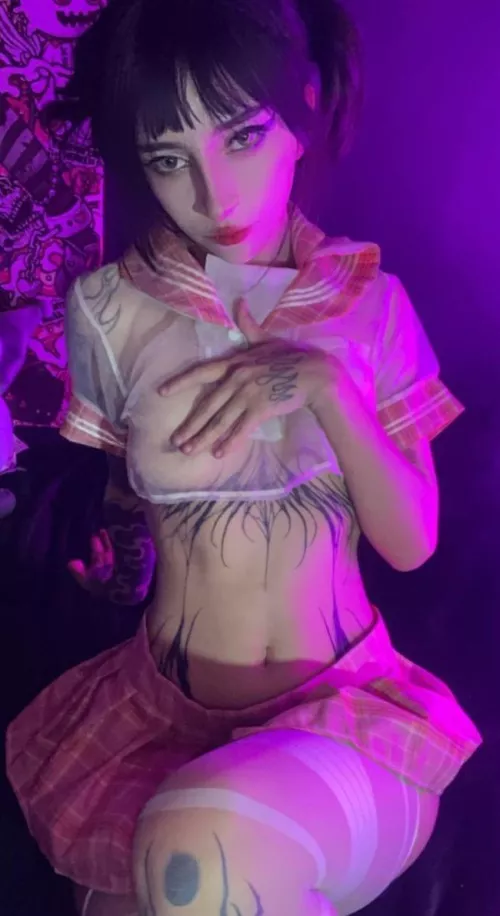 Hope I look good in this skirt 🤭