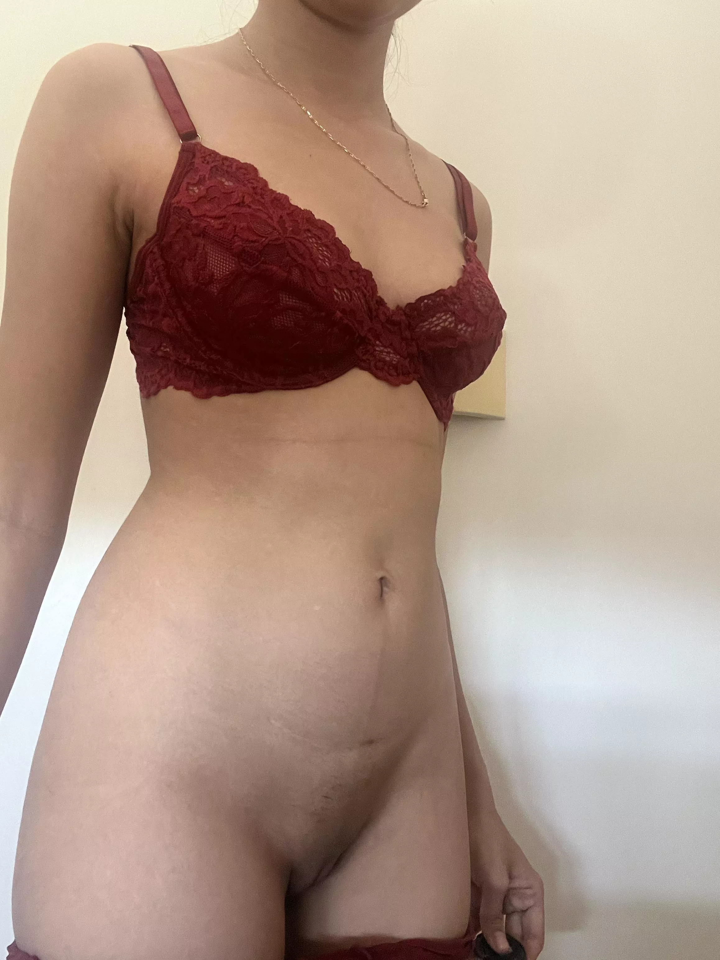 If we’re dating then you must kiss my belly button anywhere 