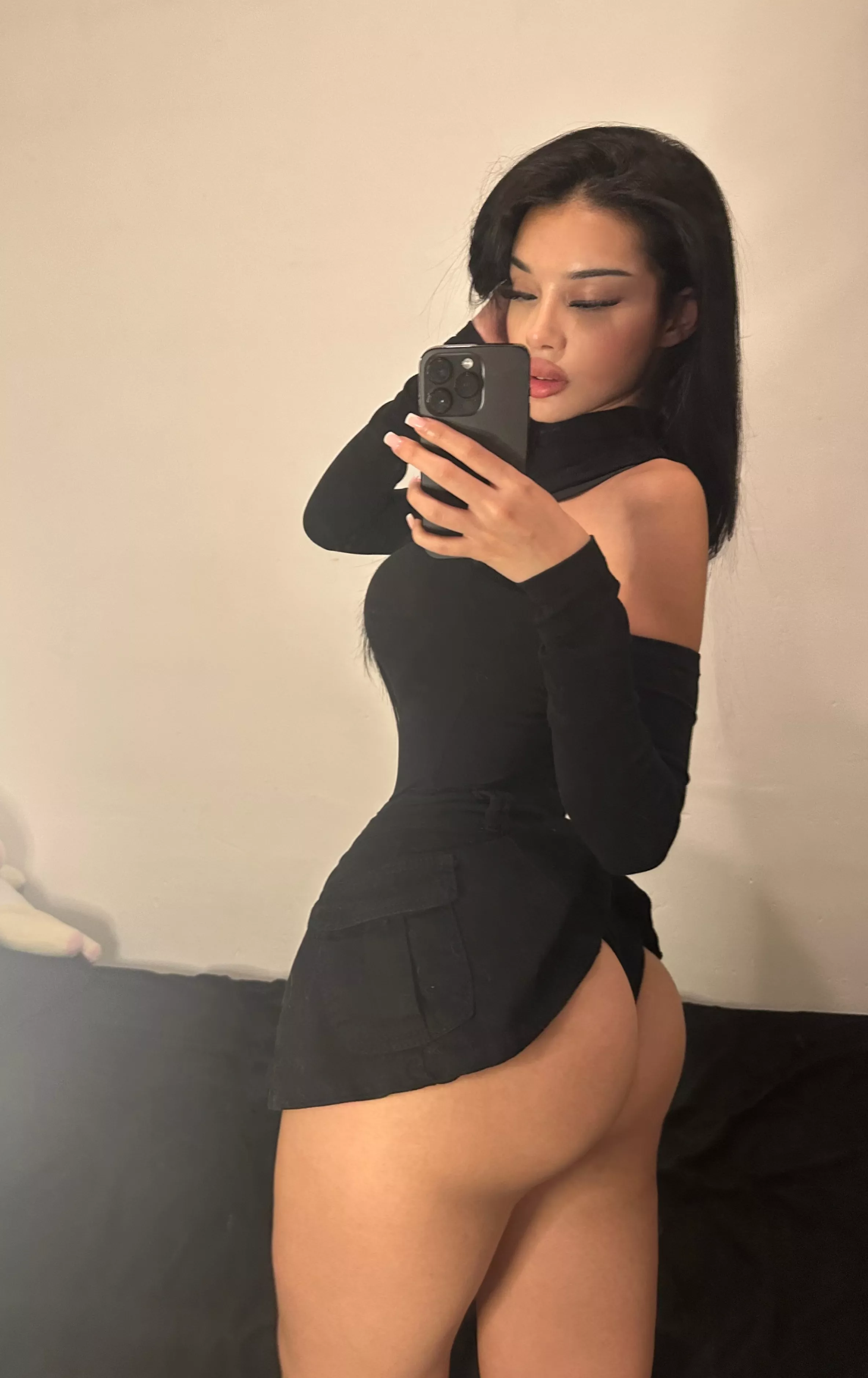 is it even possible to get railed in this skirt in a God-Honoring way