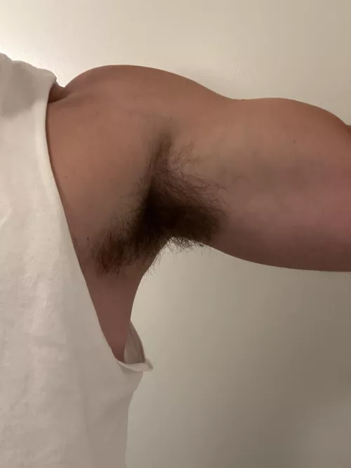  Nothing turns me in more than compliments on my pits at the gym