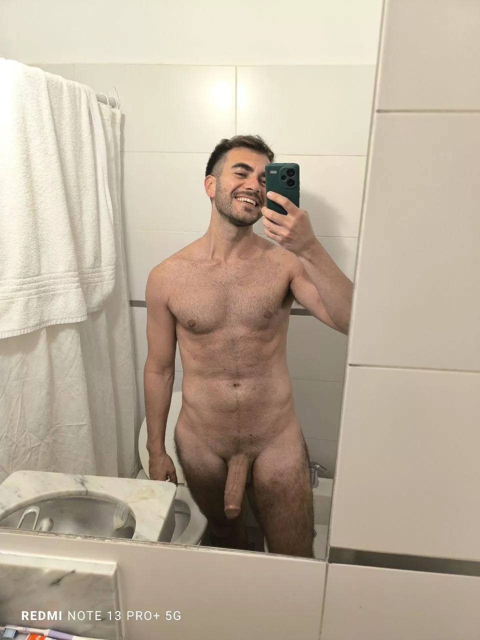 The doctor says that it is good to bathe with me