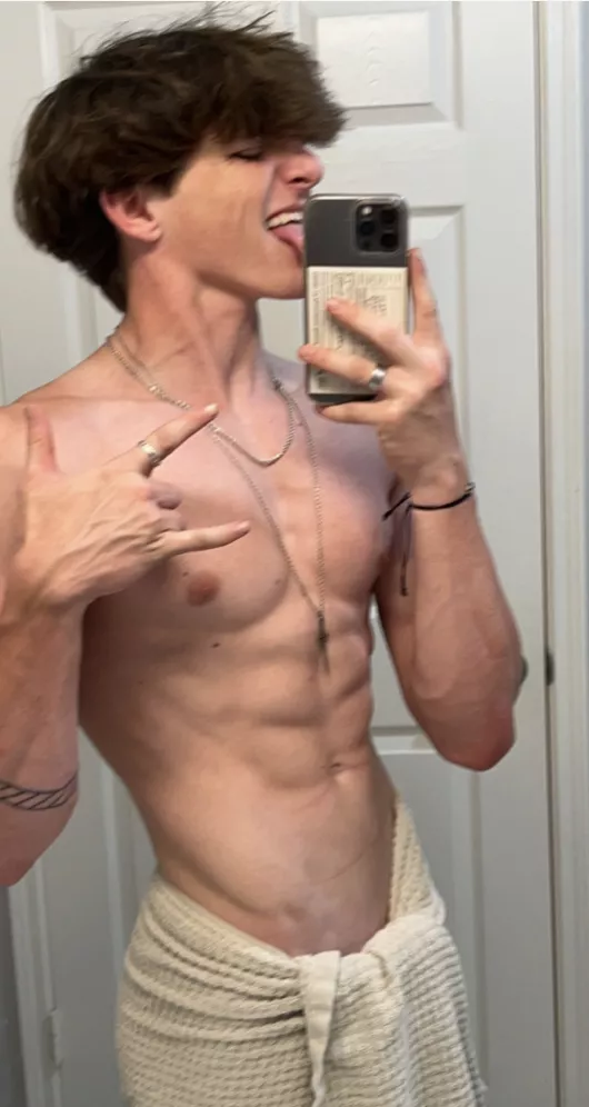 wanna hide in the locker and have some fun?