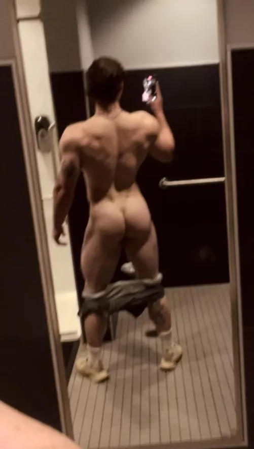 Was a good leg day at the gym🤪