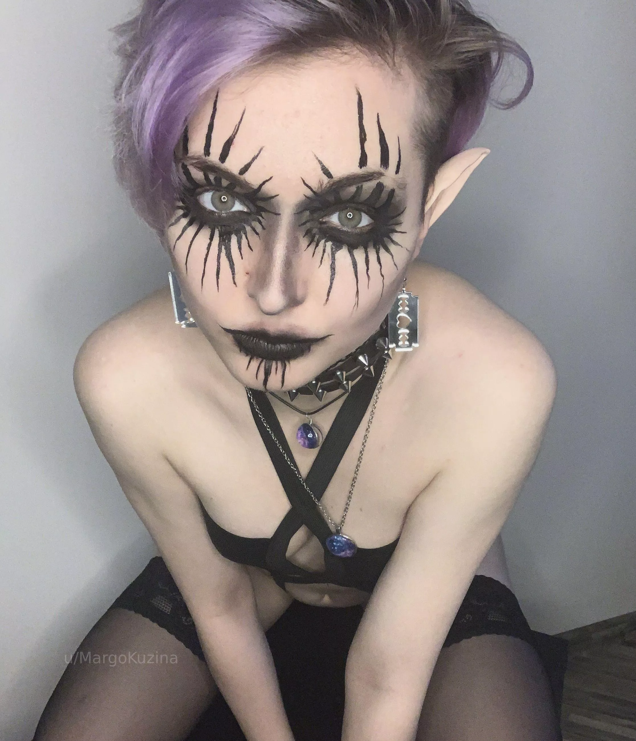 what's up, shade, may the night enfold you in its dark embrace