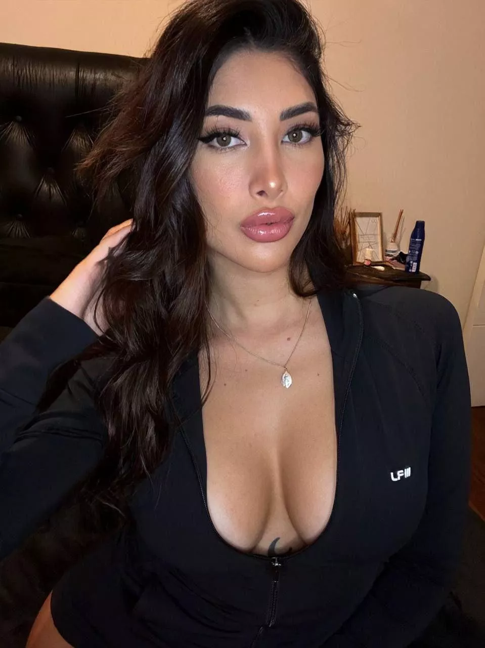 Where are you looking at? ;)