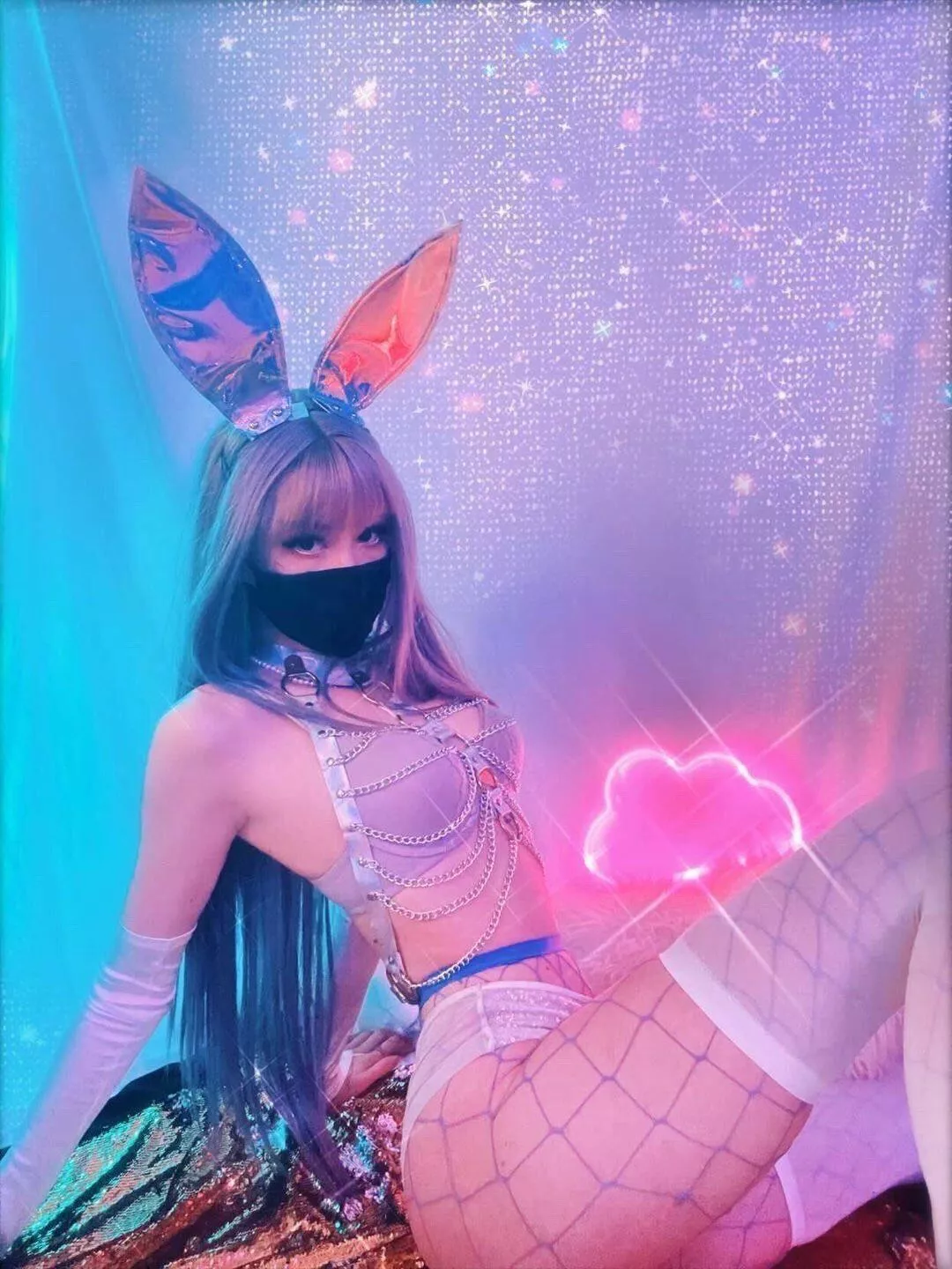 do you want a naughty pastel bunny girl
