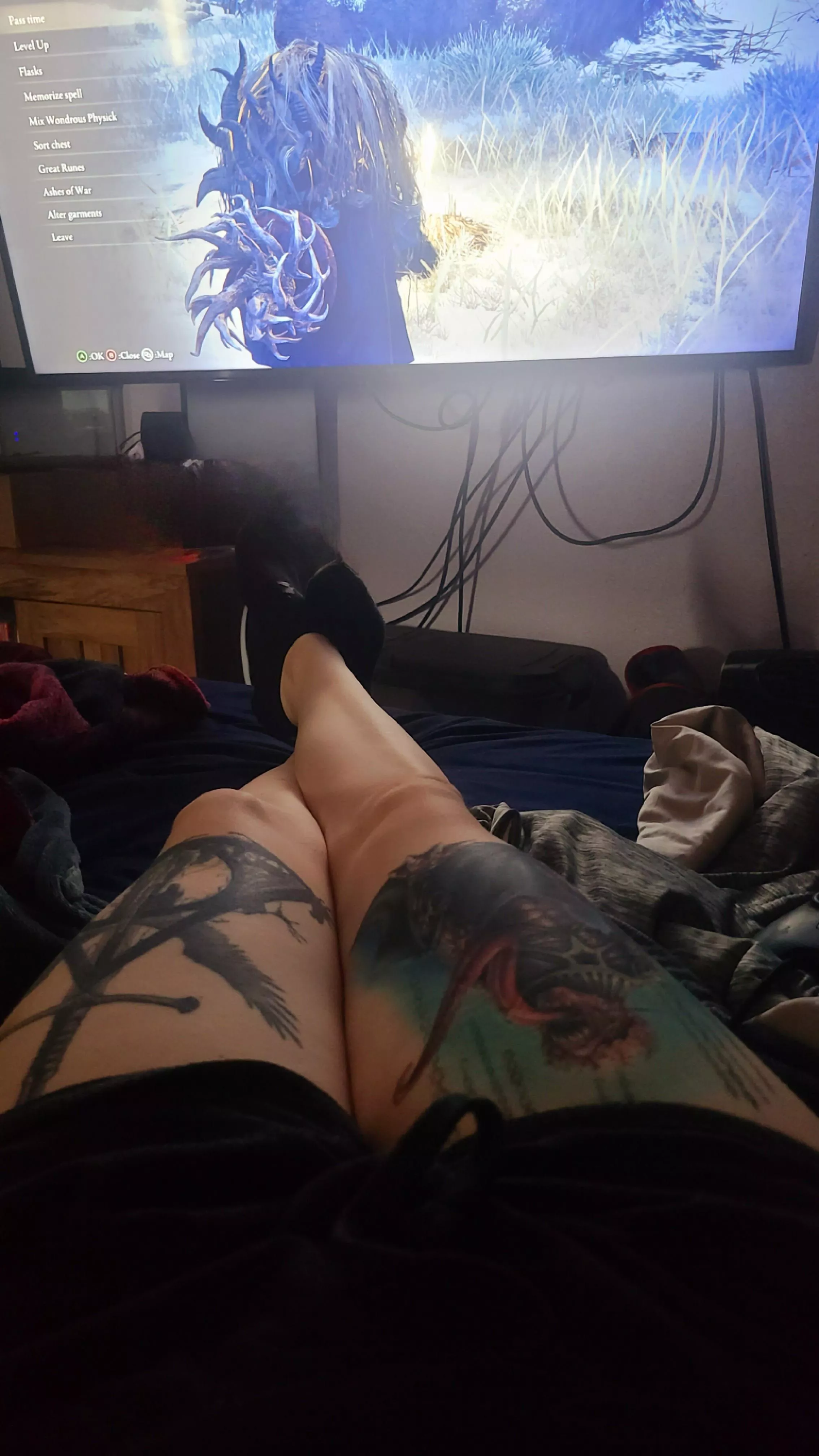 Elden Ring, but when i die, you get head