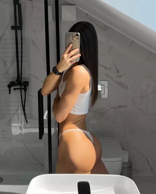 Lina (@linasphysique) [onlyfans]