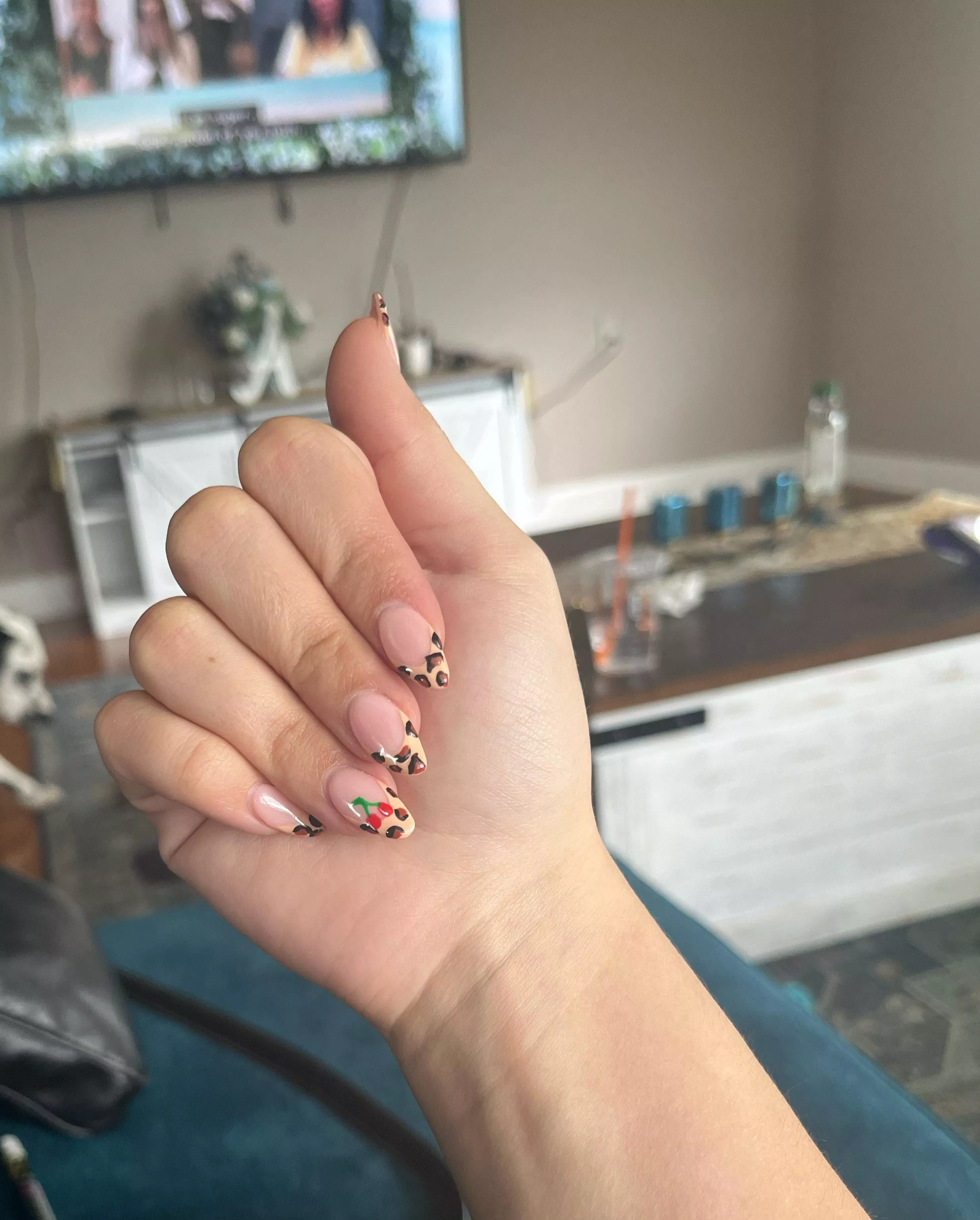 [oc] how sexy are my nails?😈