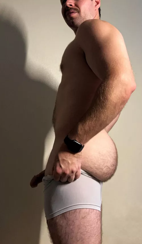 One of my friends said ass doesn’t matter on a guy, I said they were wrong. 