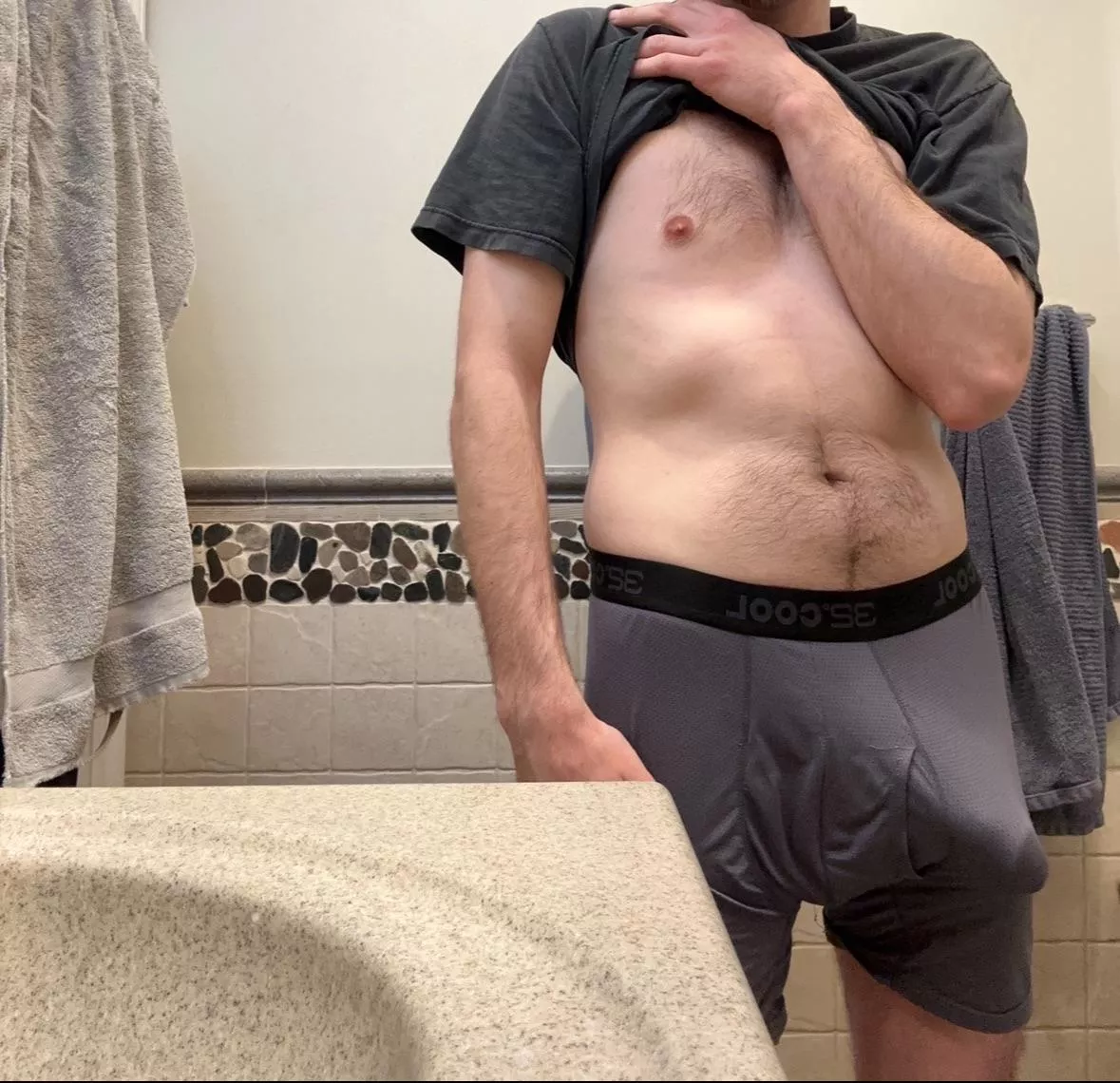 (26) help yourself x