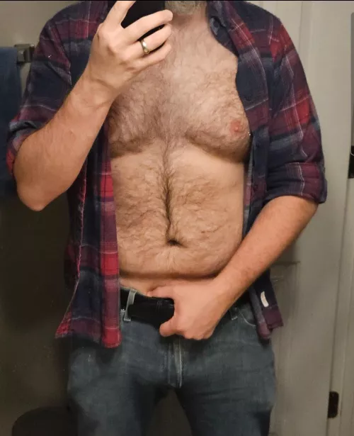 [37] Does a Dadbod count? 