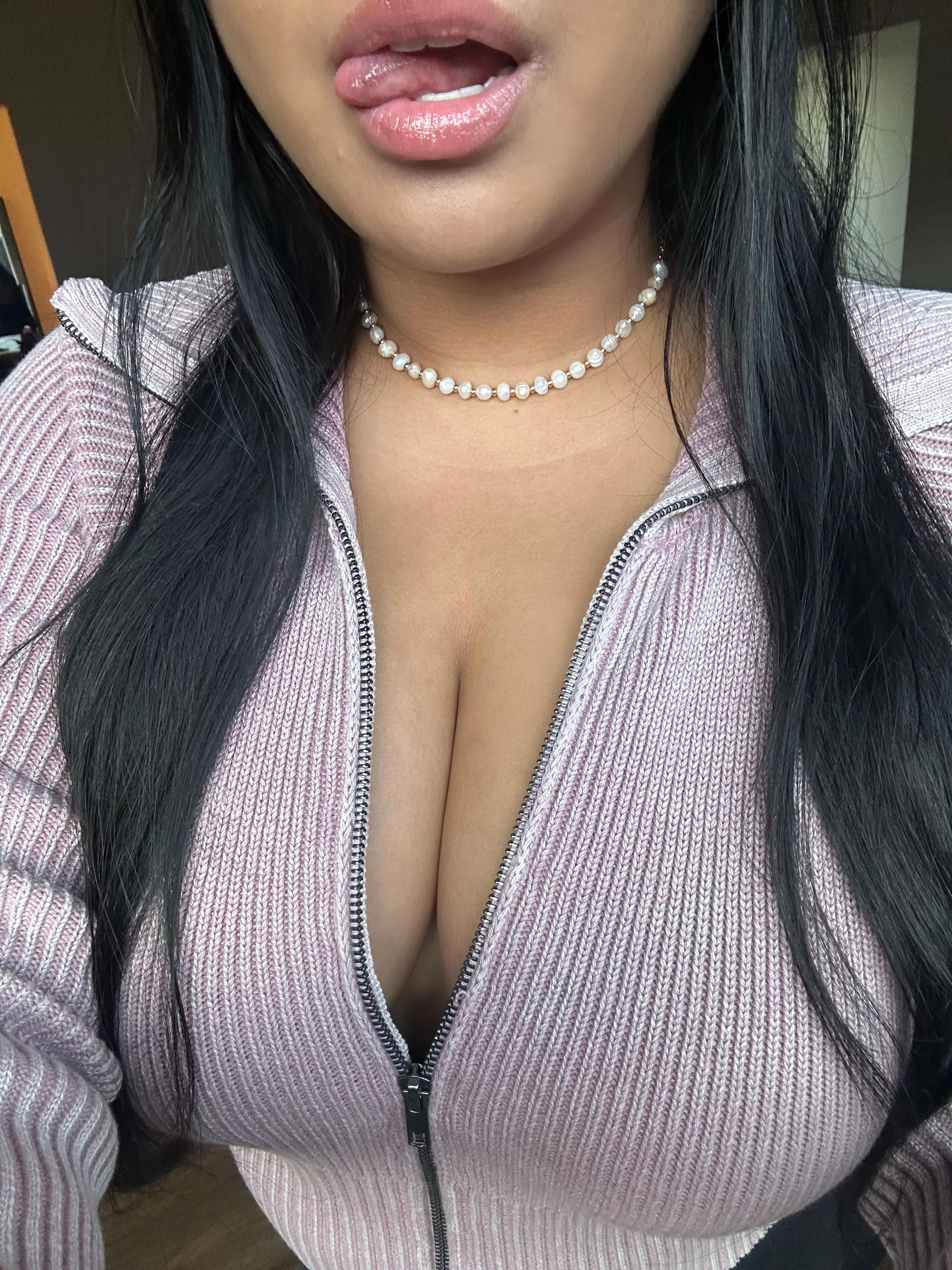 Care to unzip me all the way?😜