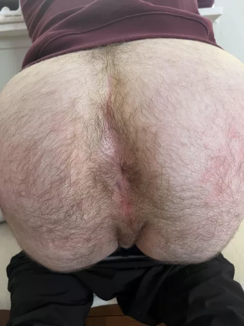Come get a taste of this beefy ass