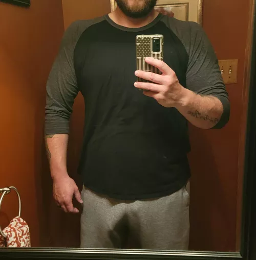 Gray really make a bulge pop