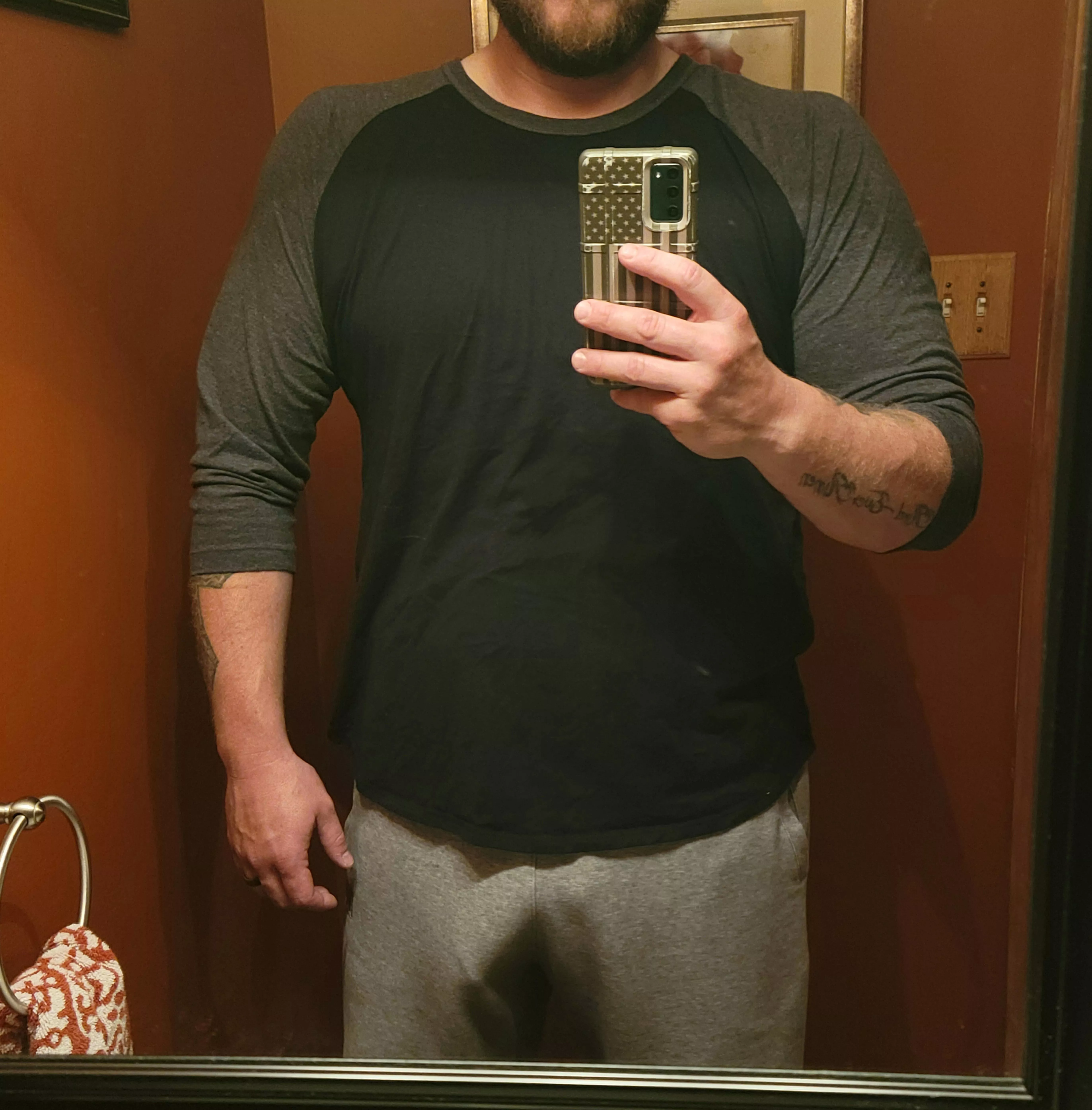 Gray really make a bulge pop