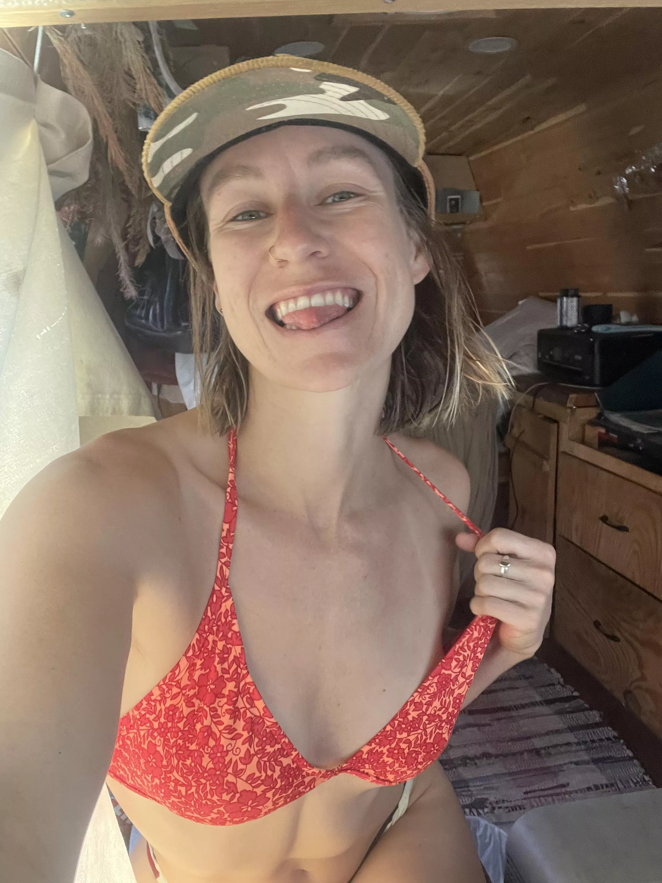 Love from a dirty hippie and her messy van 