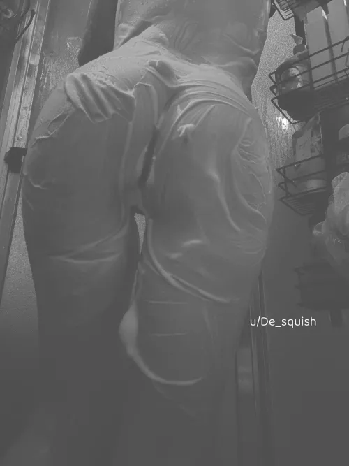 Never knew how good soap looked in BW🖤