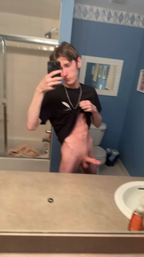 the fact that you’ve all seen me naked turns me on so much [18]