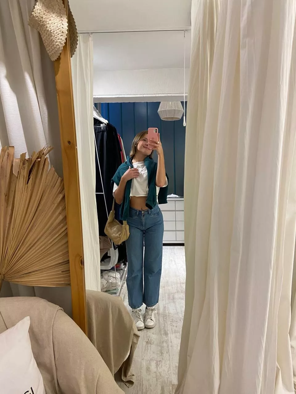 Think I'm attractive wearing this