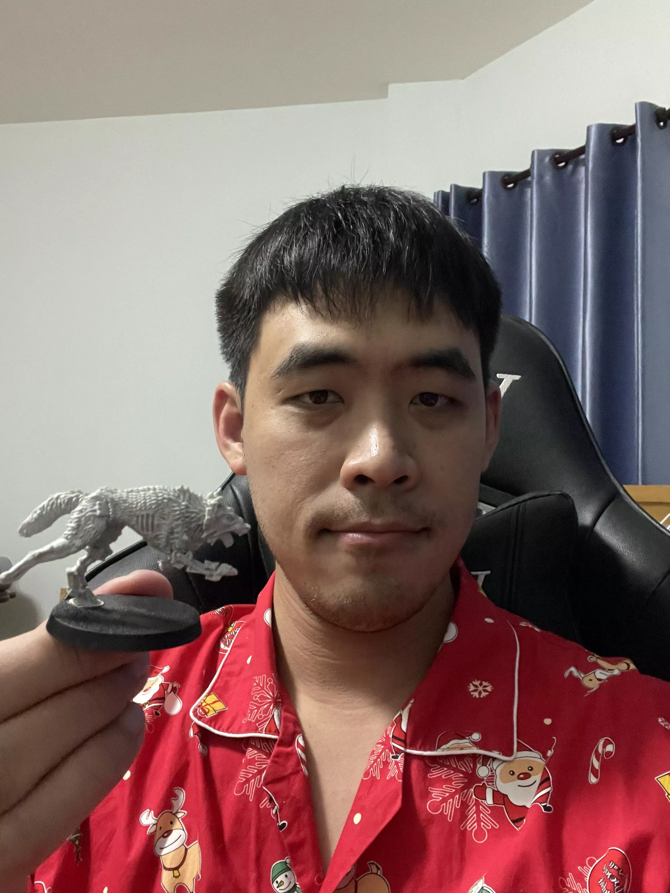 Assembling miniatures before bed is quite relaxing