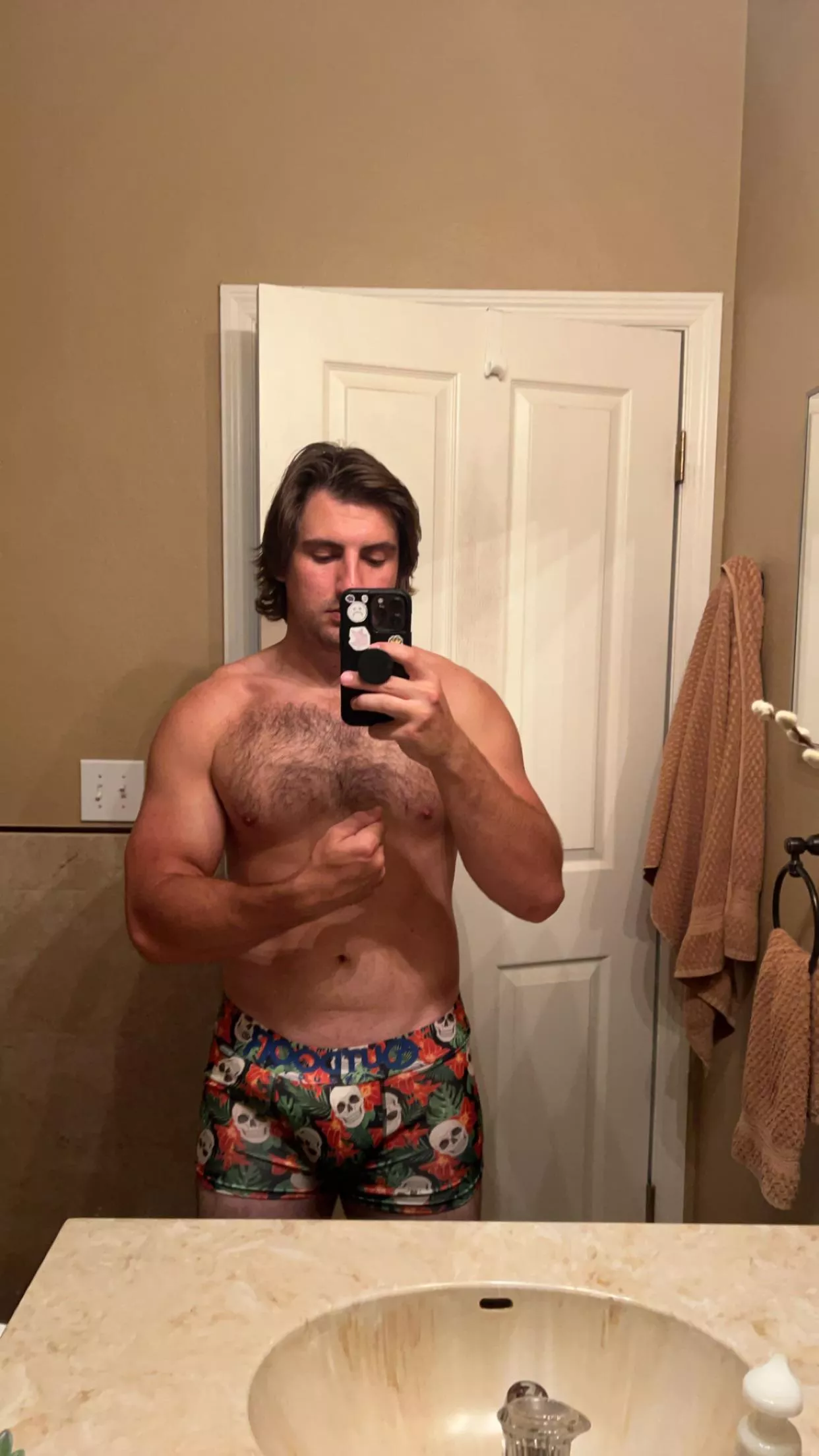 Bored and horny tonight 