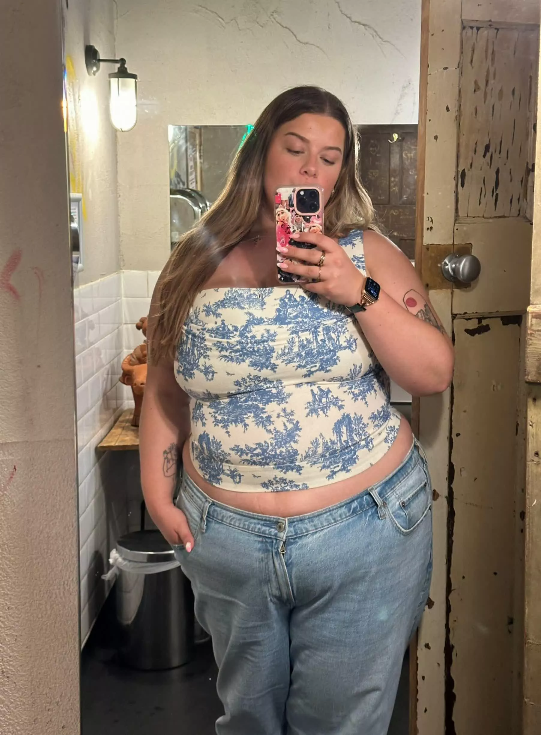 do you mind how fat my thighs and belly got