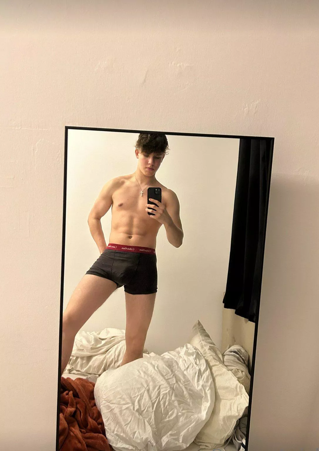 Don't mind me, just changing the bedding ;)