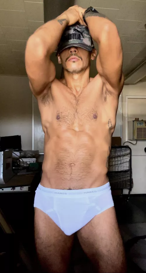 Sweaty and musky scents just how you like them 