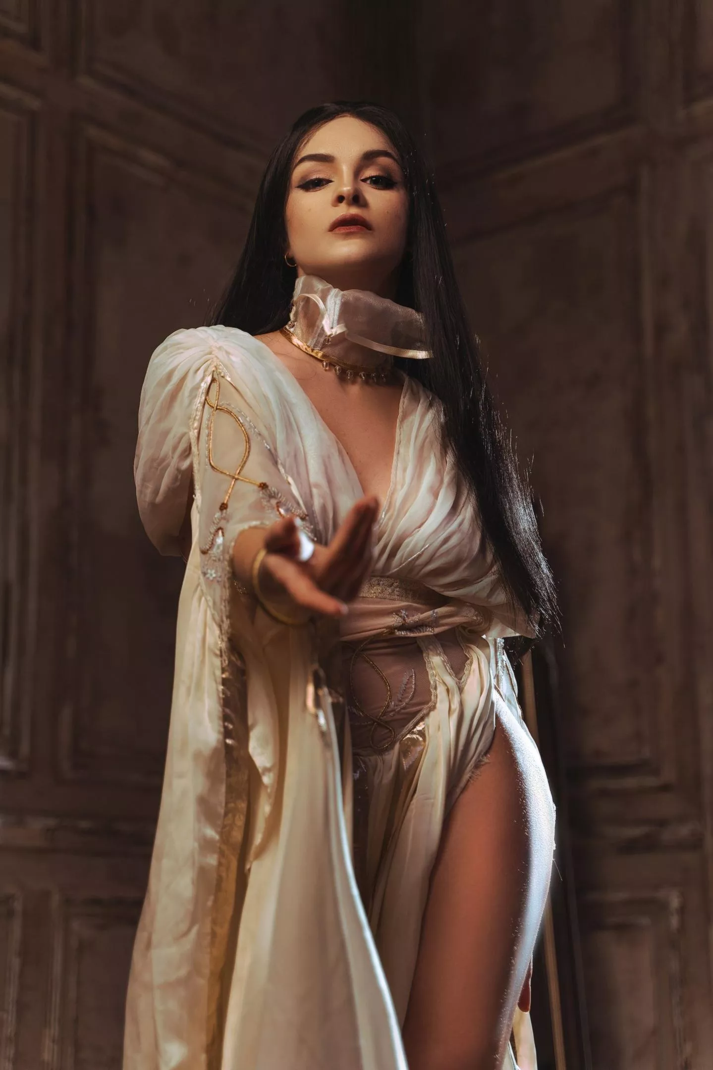 Verona from Van Helsing by Katssby