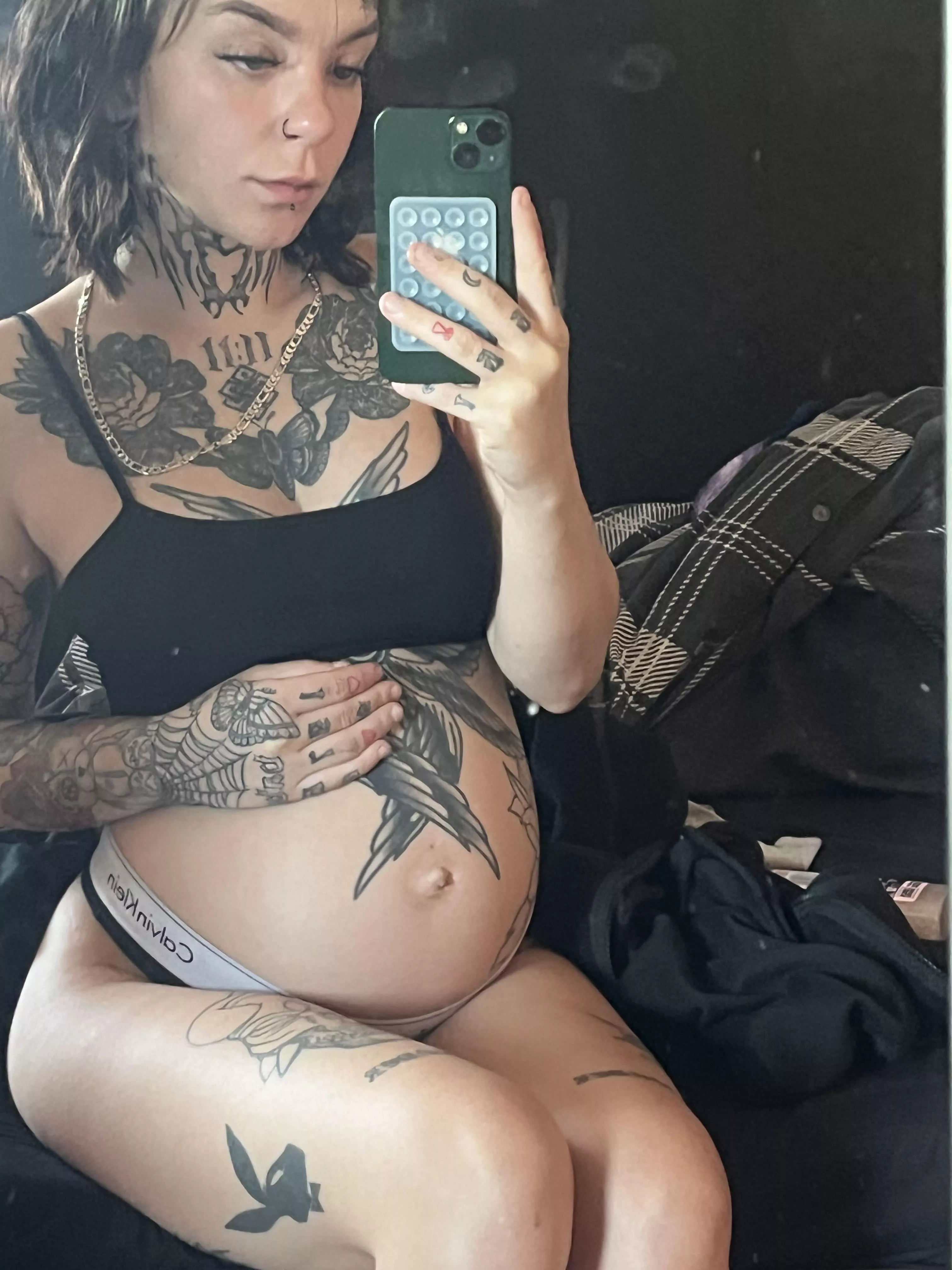 Who likes tatted bumps🤩 23 weeks xox