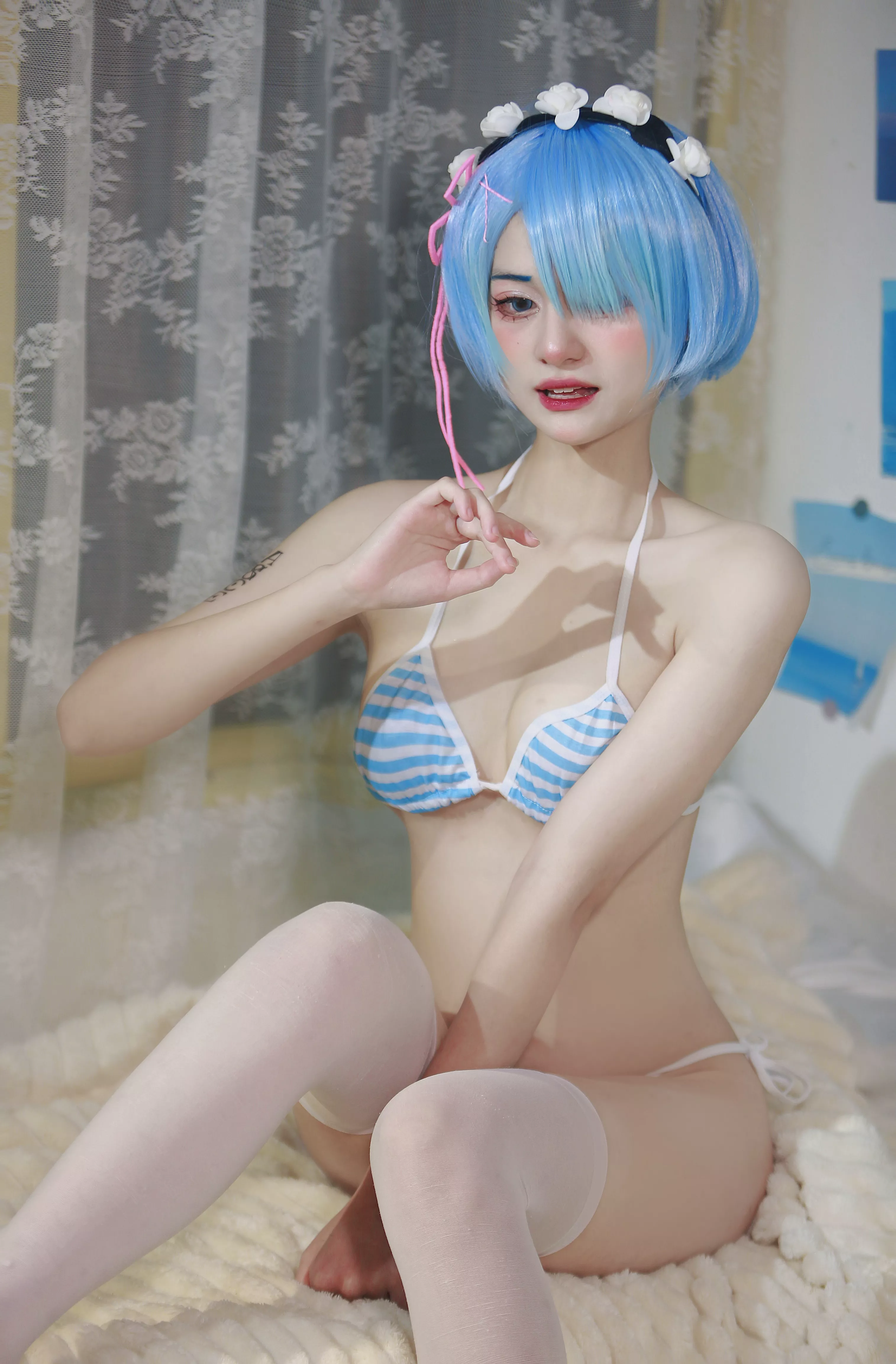 Cum in my upper mouth or lower mouth ? U choose?