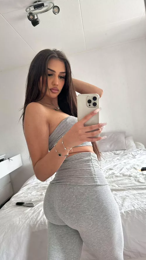 Forgot to wear panties today would you eat or fuck me first?